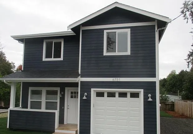 6731 NE Center St — Photo 1
