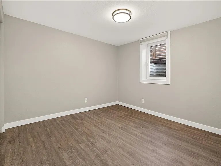 1736 King St #B — Photo 12