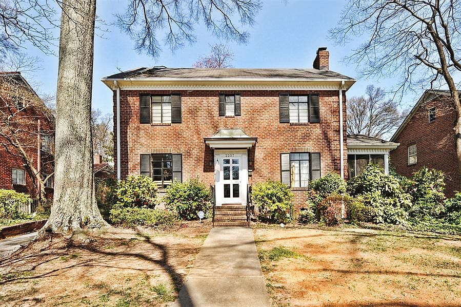 2207 Beverly Dr, Charlotte, NC 28207 | Zillow