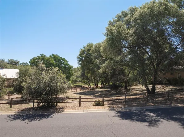 285 Smith Flat Rd, Angels Camp, CA 95222