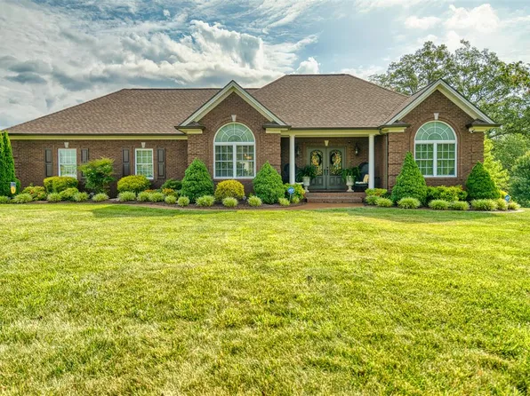 240 Garet Way, Glasgow, KY 42141