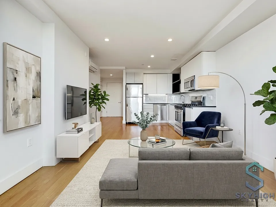 763 Lexington Ave #3A