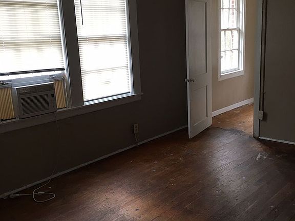 5th image of 307-309 Vernon St