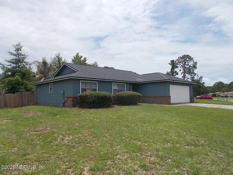 7529 Falcon Trace Dr W — Photo 2
