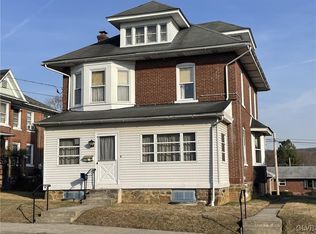 823 Easton Rd, Hellertown, PA 18055