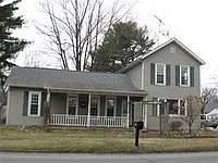 702 S Main St photo 1