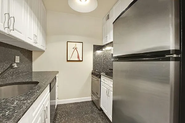Sold by Corcoran | media 2