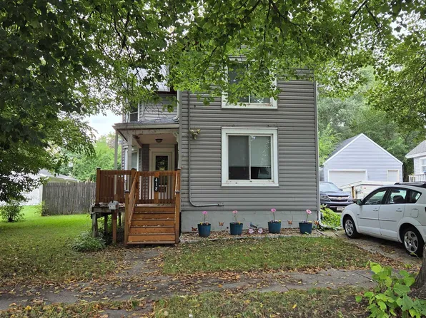 418 S Academy St, Janesville, WI 53548