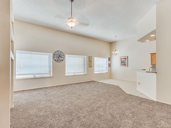 3rd image of 3512 Tierra Vergel Dr