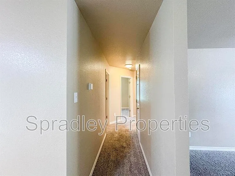 105 E 15th Ave — Photo 6