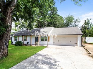1208 Monfort Rd, Lawrenceville, GA 30046