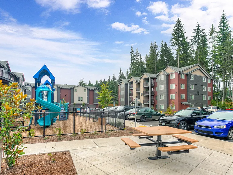 Redmond Ridge — Photo 29
