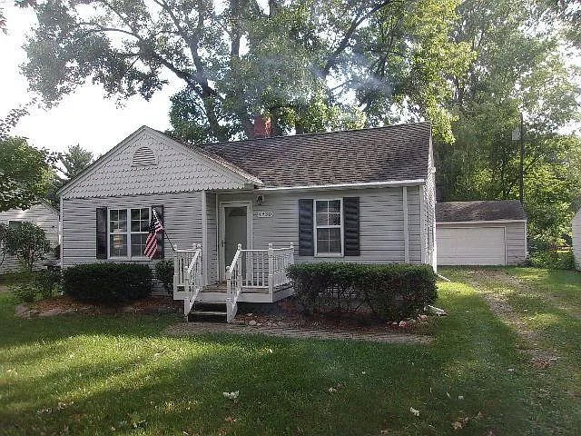 4430 Sunburst Ave photo 1