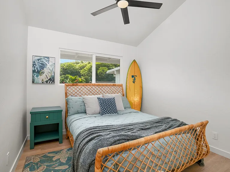 4558 Ehako St — Photo 20