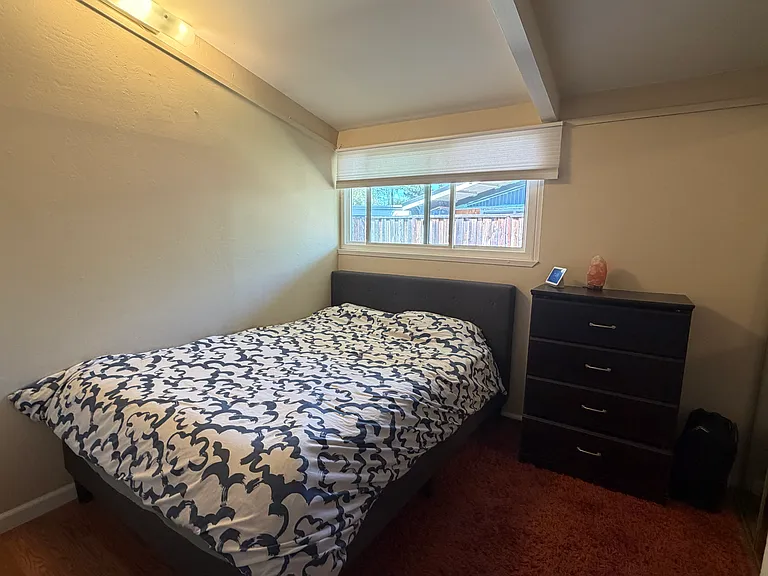 1414 Toyon Dr — Photo 5
