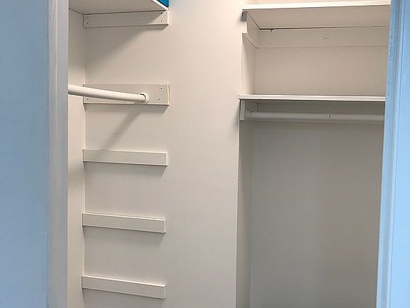 Walk -in closet