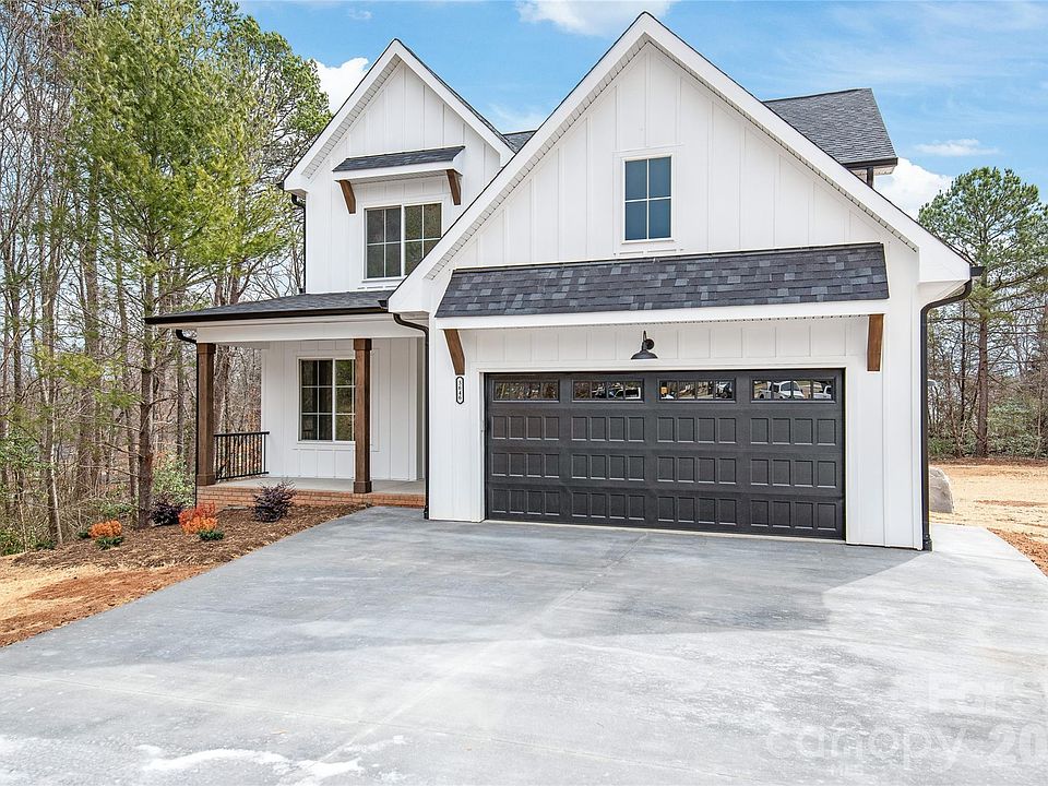 1st image of 3646 46th Ave NE