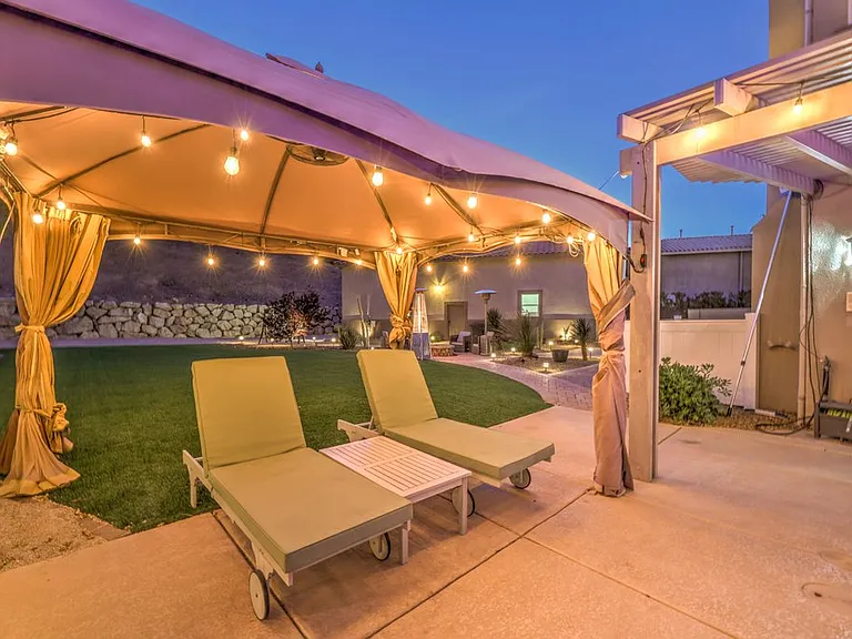2849 Soaring Peak Ave — Photo 29