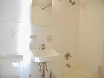 Rented by Brooklyn Heights Real Estate Inc