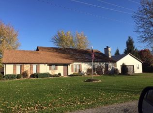 1100 E Warfield St, Garrett, IN 46738