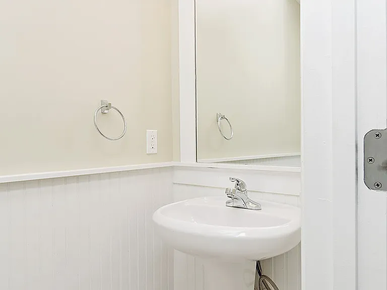 1850 Candlewood Ct #206 — Photo 6