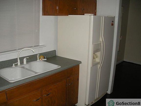 2nd image of 2902 Bonita Dr