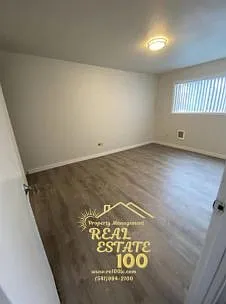 717 Southwest 6th Street 575TAT - 19 — Photo 2