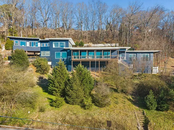 2904 Birds Mill Rd, Chattanooga, TN 37404