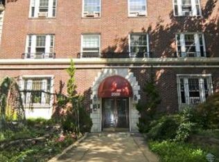 2009 Belmont Rd NW APT 302, Washington, DC