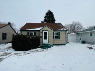 1615 S Main St, Aberdeen, SD 57401