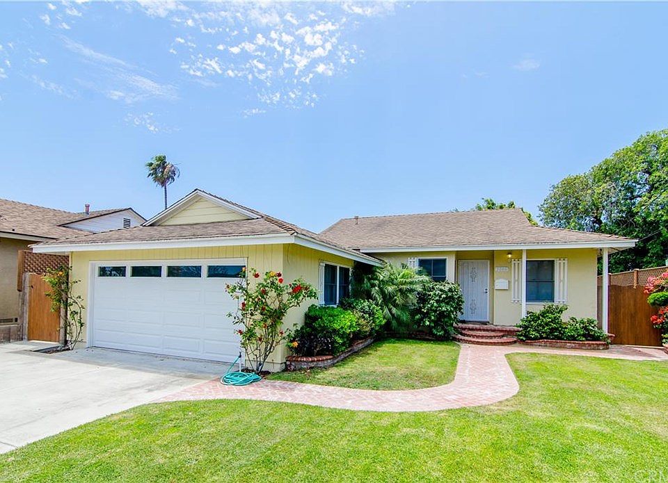 1st image of 5046 Carmelynn St