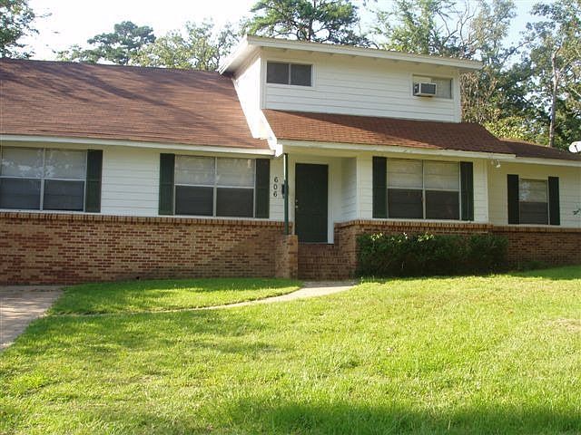 1st image of 606 Lynn Ave