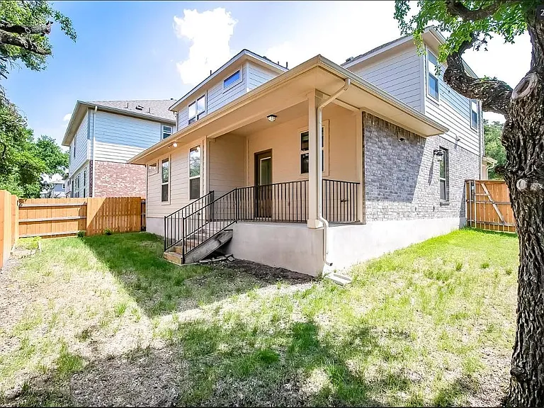14215 McCoy Loop — Photo 26