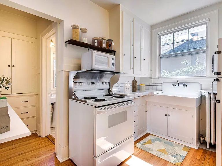 1108 N 9th St — Photo 7