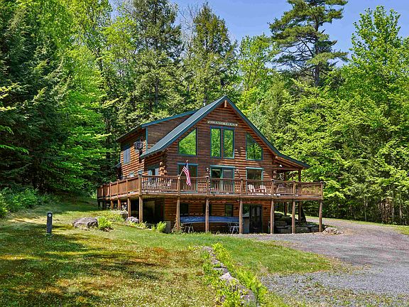 5th image of 25 Goodhue Hill Road