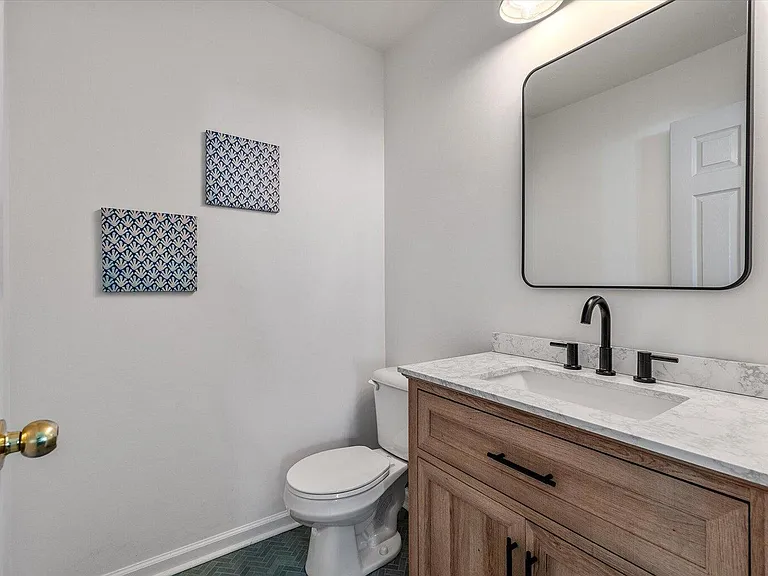 1344 Palm Cove Dr — Photo 13