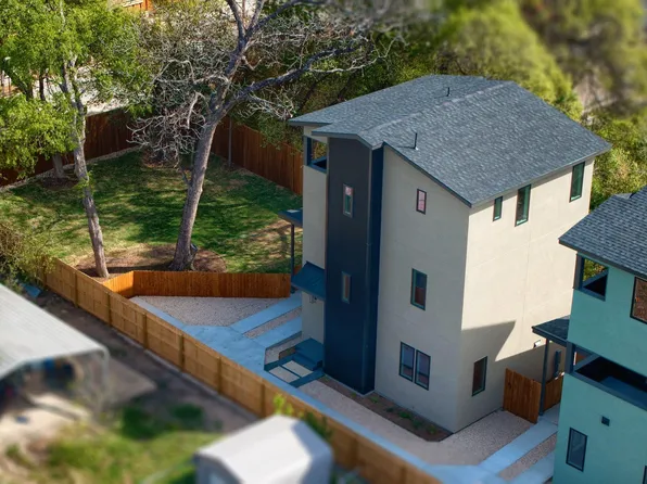 2818 E 22nd St #3, Austin, TX 78722