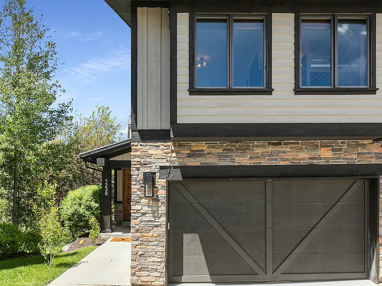 1238 Hailstone Dr — Photo 30