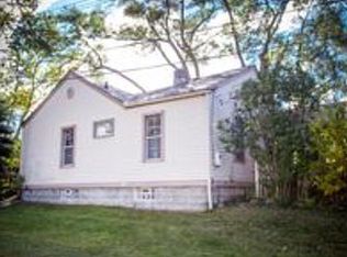 2321 Trinity Rd, Waterford, MI 48328
