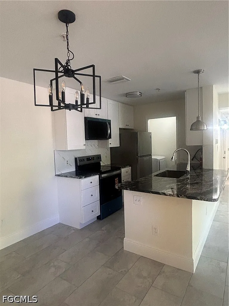 2 bed, 2.0 bath, 883 sqft, $1,350 — Photo 4