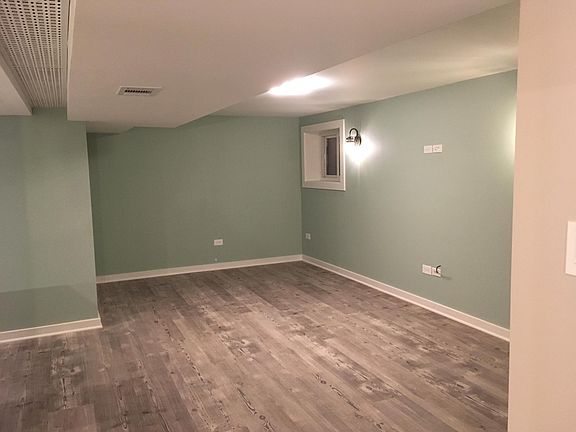 3rd image of 6436 N Nashville Ave #G