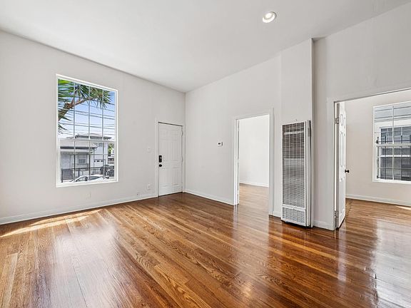 3rd image of 2529 Filbert Street