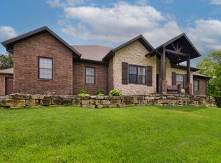 417 Silverwood Circle, Branson West, MO 65737