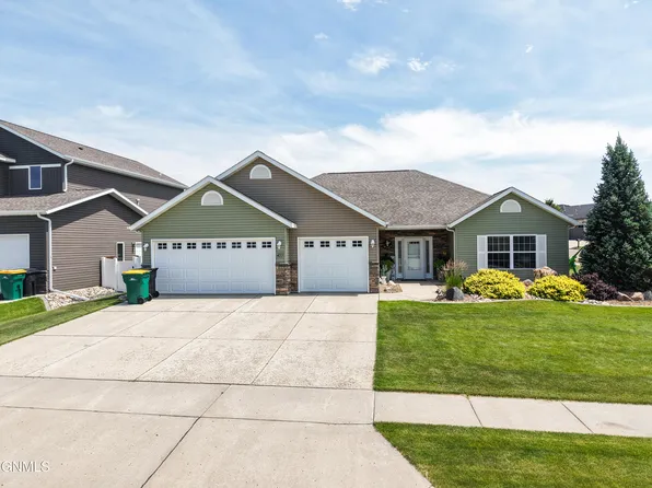 4133 High Creek Rd, Bismarck, ND 58503