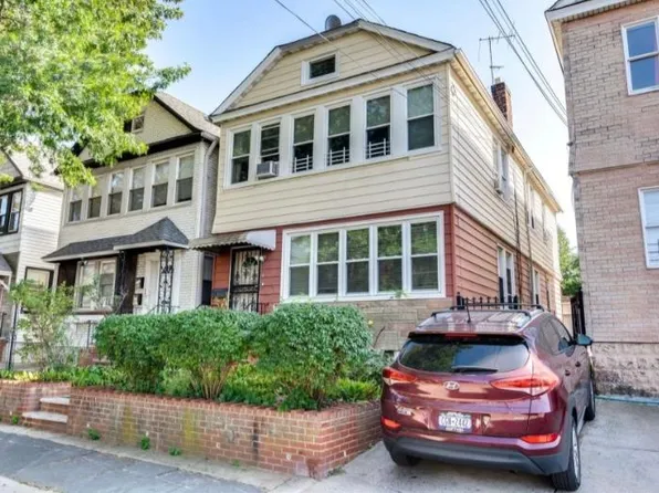 11416 14th Ave, Flushing, NY 11356