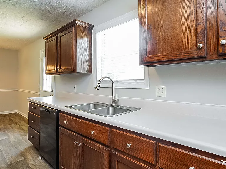 2717 Calais Ct — Photo 3