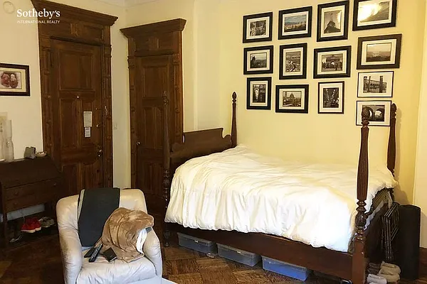 Rented by Sotheby's International Realty | media 14