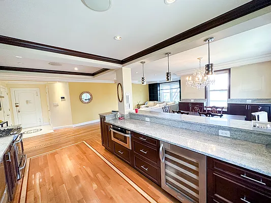 Sold by Francine Realty | media 20