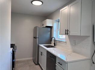 14 Alpine Dr APT D, Wappingers Falls, NY 12590