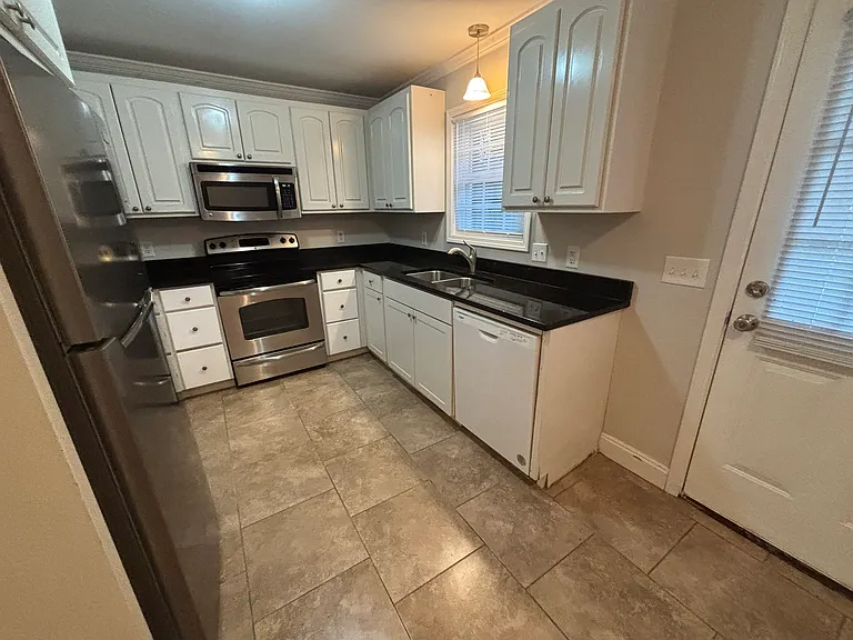 3913 Overbrook Dr #2D — Photo 5